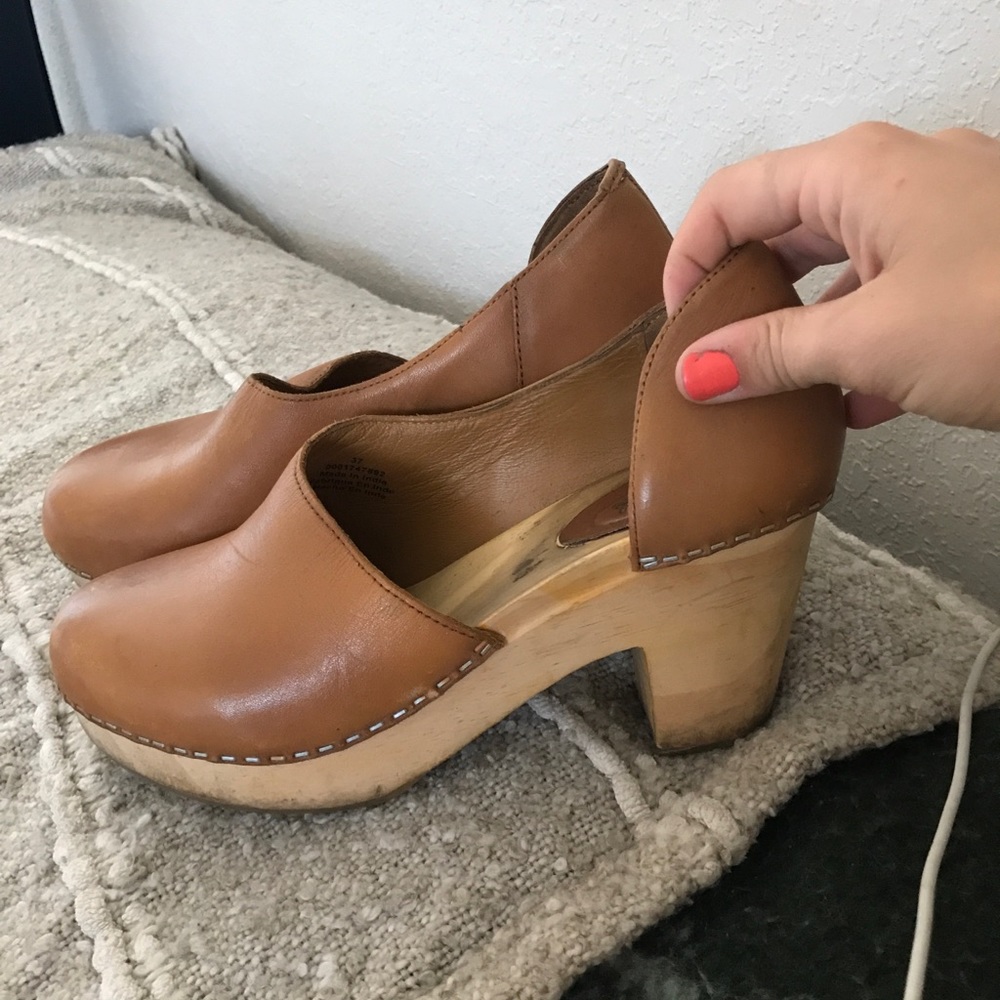 Free People Clogs